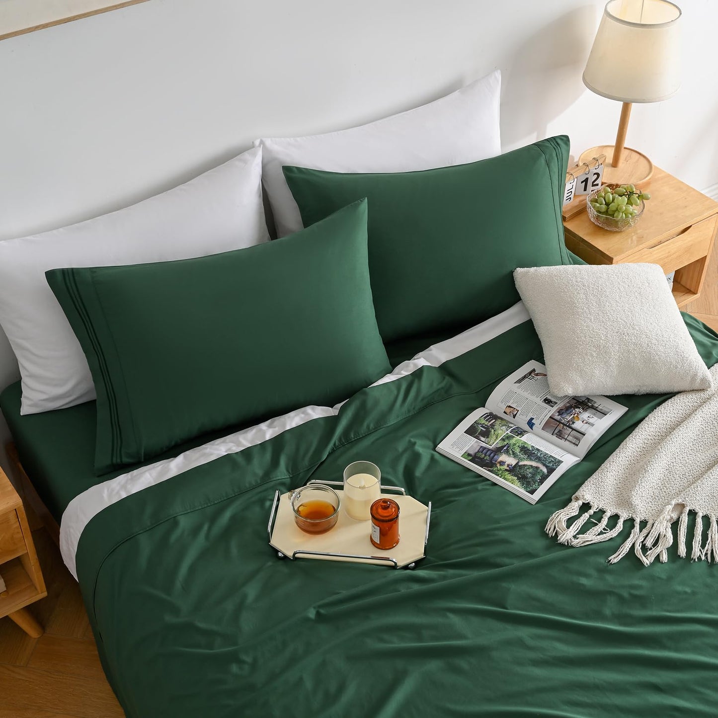 Yibeizi Green King Sheet Set,Soft Microfiber Cooling Bed Sheets,4 Pieces Deep Pocket Fitted Bedsheet Flat Sheet & Pillowcases