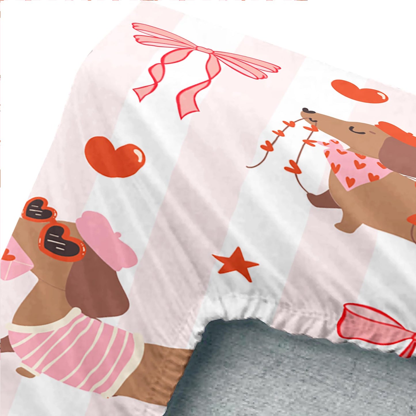 AILONEN Cute Dachshund Dog Themed Full Bedding Set,Pink Bow Heart Sausage Dog Fitted Sheet with 2 Pillowcases,Kawaii Soft Sheet Set