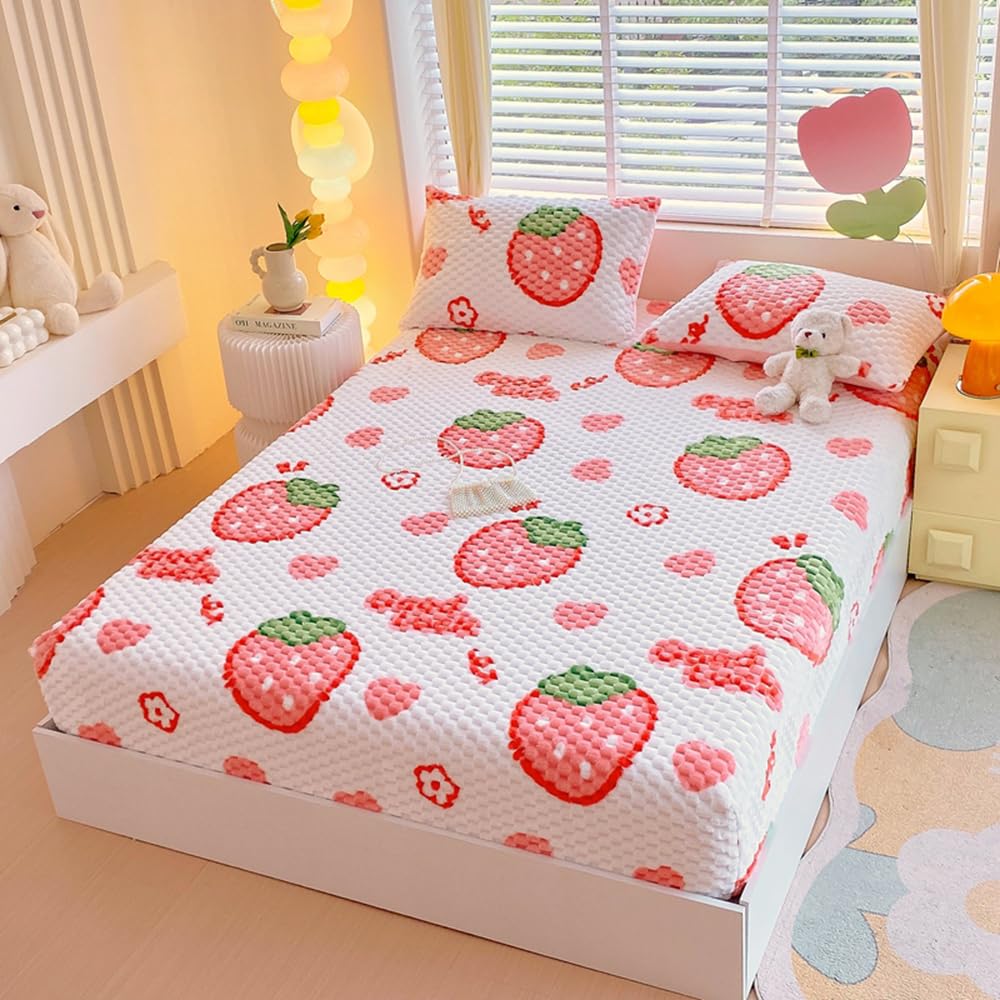 ZIQINPSQ Cozy Fleece Fitted Sheet Full Size - Ultra Soft Fuzzy Bed Sheets for Winter, Deep Pocket 15'' Velvet Plush Bottom Sheet Only (Anti-Static & Warm), Strawberries