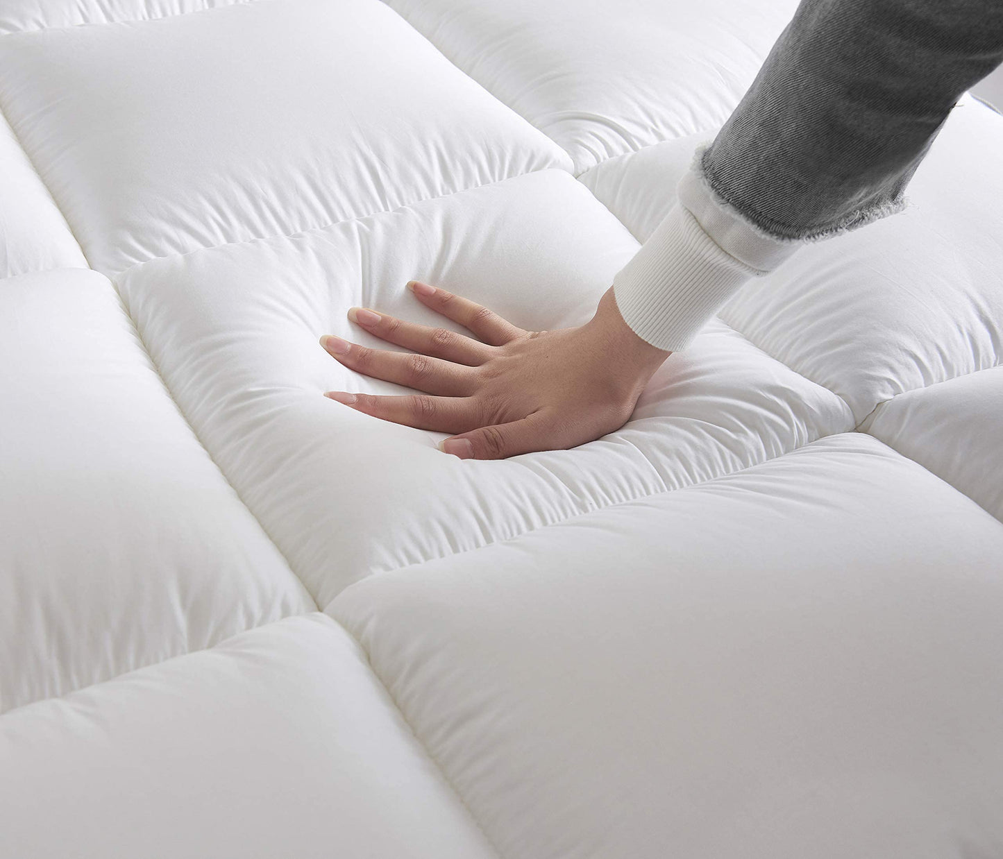 COMFORT BOOST™ Extra Thick, Cooling Mattress Topper — Pillowtop, Down Alternative Mattress Pad with Deep Pockets (8-21" Depth) Fits All Mattress Sizes, Helps Ease Back Pain & Protects Mattress — Full