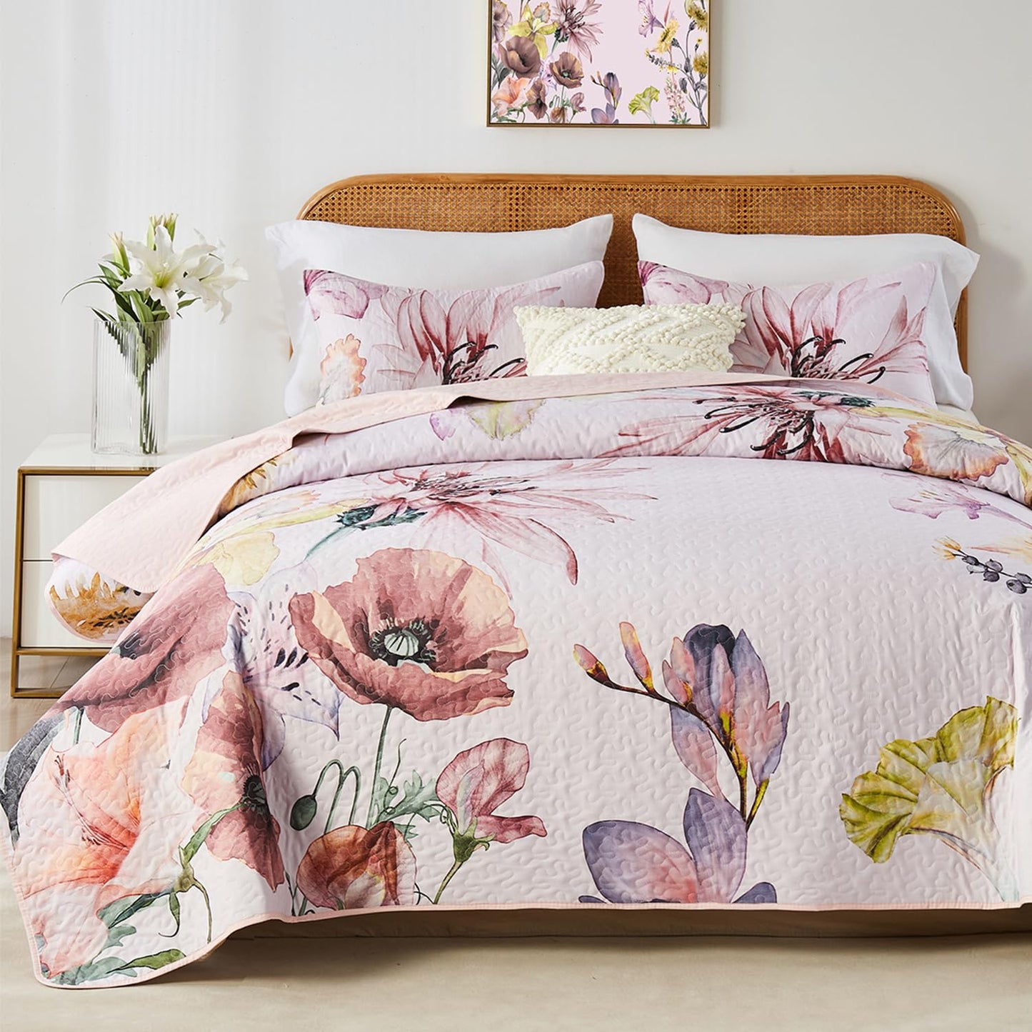 Yogeneg King Size Quilt Set, Elegant Floral Botanical Pattern Pink Bedding Set,3 Piece Lightweight Soft Summer Bedspread Coverlet with 2 PIillow Sham for All Season(Blush Floral,110"x96")