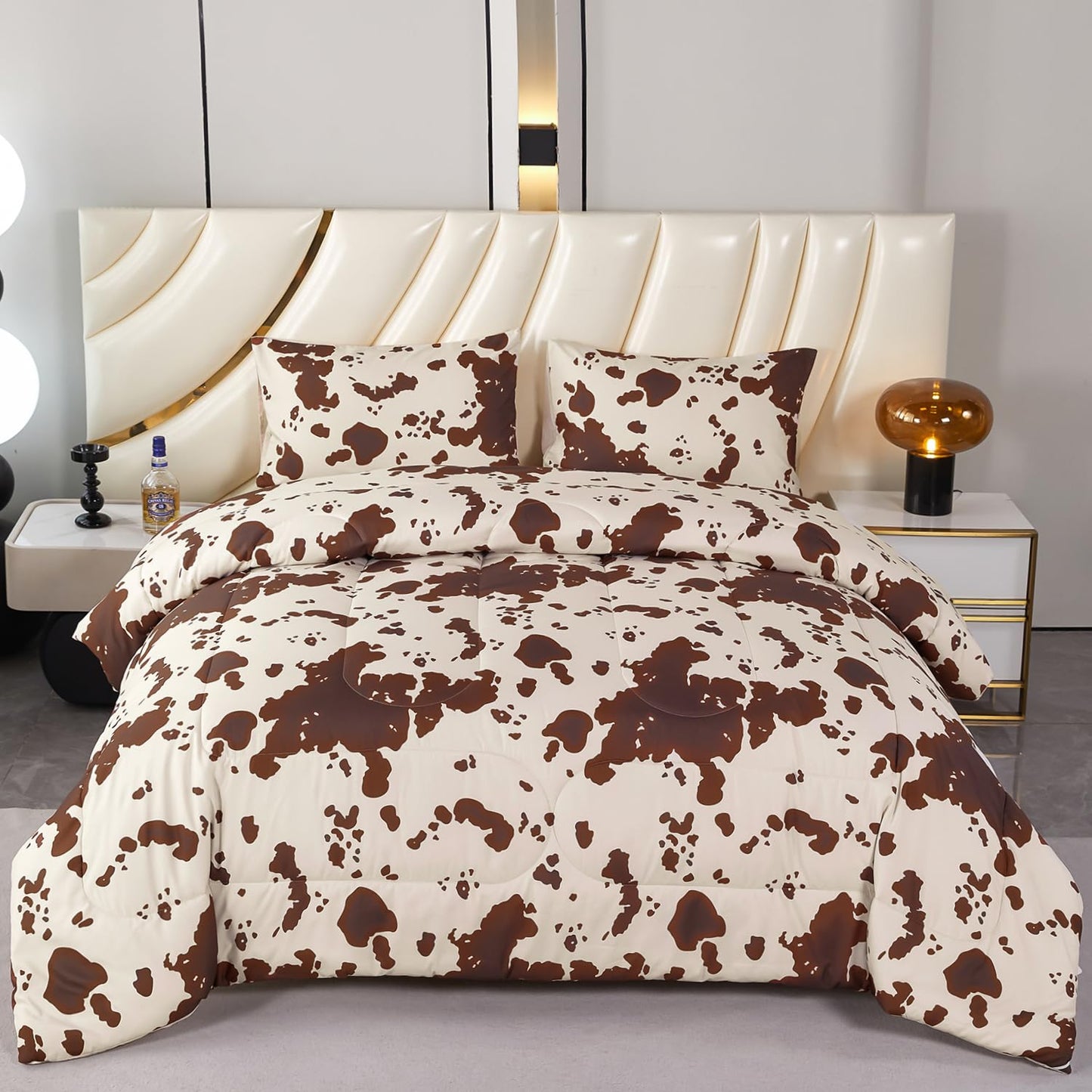 PERFEMET 3 Pieces Cow Print Queen Comforter Set, Brown and Beige Teens Boys Girls Bedding Set, Farmhouse Western Comforter Set for Queen Size Bed (Beige,Queen)