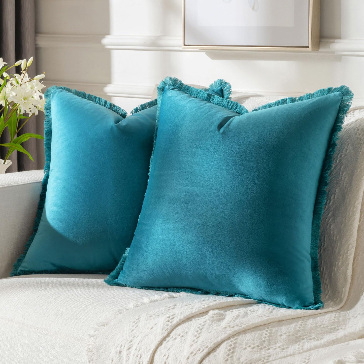 FUTEI Teal Velvet Decorative Throw Pillow Covers 18x18 Set of 2,Soft Cozy Edge with Tassels Cushion Case,Boho Modern Home Decor for Couch Bed Living Room