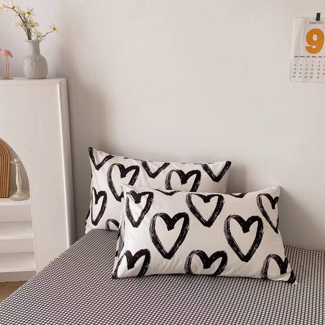 CLOTHKNOW Black and White Duvet Cover Sets Cotton Queen Love Pattern Bedding Sets Full Bedding Duvet Cover Reversible Grey Grid Duvet Cover