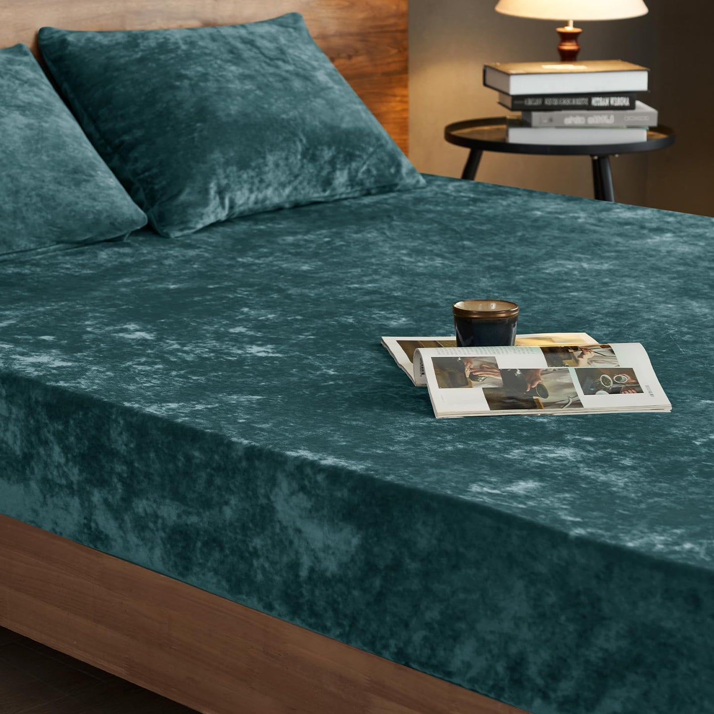 PHF Truly Velvet Fitted Sheet Only Queen Size, Luxury Super Soft Cozy Fuzzy Fleece Bottom Sheet, Deep Pocket Up to 16",Strenghth Elastic Band, Suitable for Fall Winter Spring, No Pillowcases, Teal