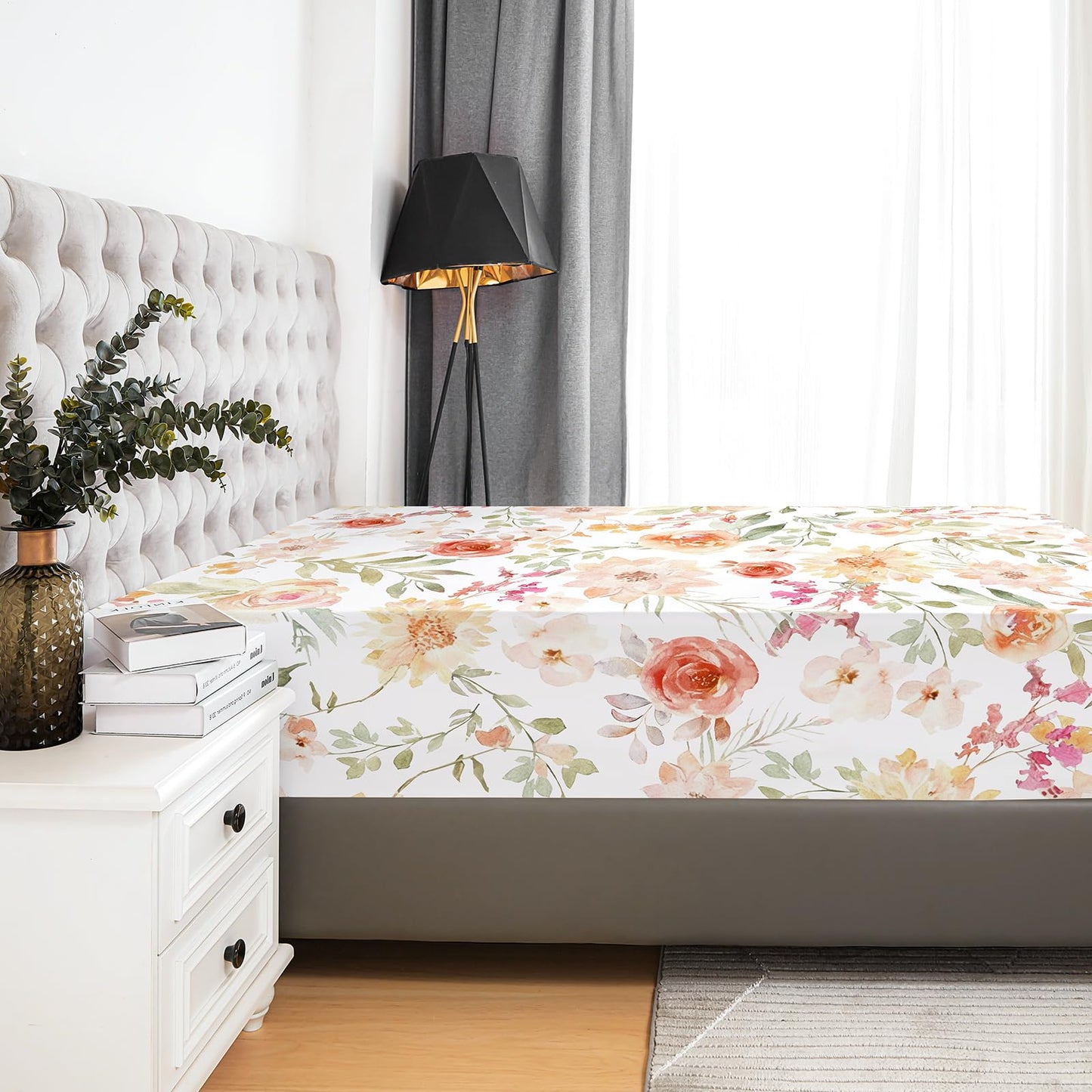 YIYEA Floral Fitted Sheet Only, Premium Double Brushed Microfiber Deep Pocket Fitted Sheet Queen Size, Ultra Soft Fitted Bottom Sheet, Shrinkage, Fade Resistant, Queen