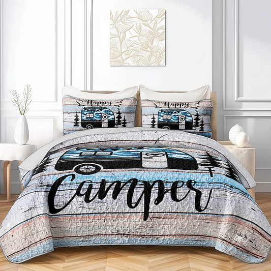 HOSIMA Happy Camper Decor Queen Size Quilt,Camouflage Camping Quilt for Adults Room Decor,Camper Accessories for Travel Trailers Camping Themed Bedding with 2 Pillowcases.