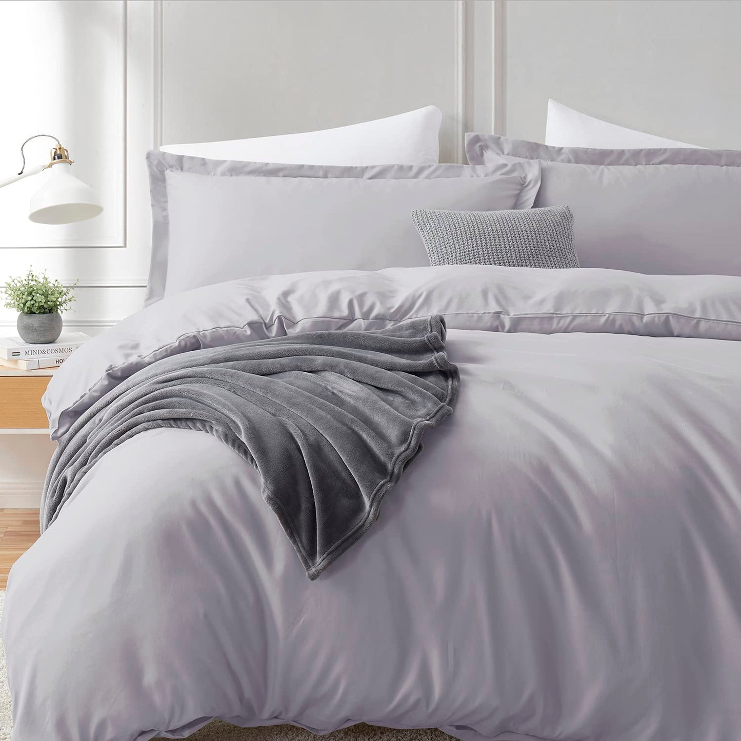 Hearth & Harbor Queen Size Duvet Cover & Bed Sheet Set Grey Lavender, 7 Piece Soft Double Brushed Bedding Set, Includes Duvet Cover, Flat Sheet, Fitted Sheet, Pillowcases and Pillow Shams