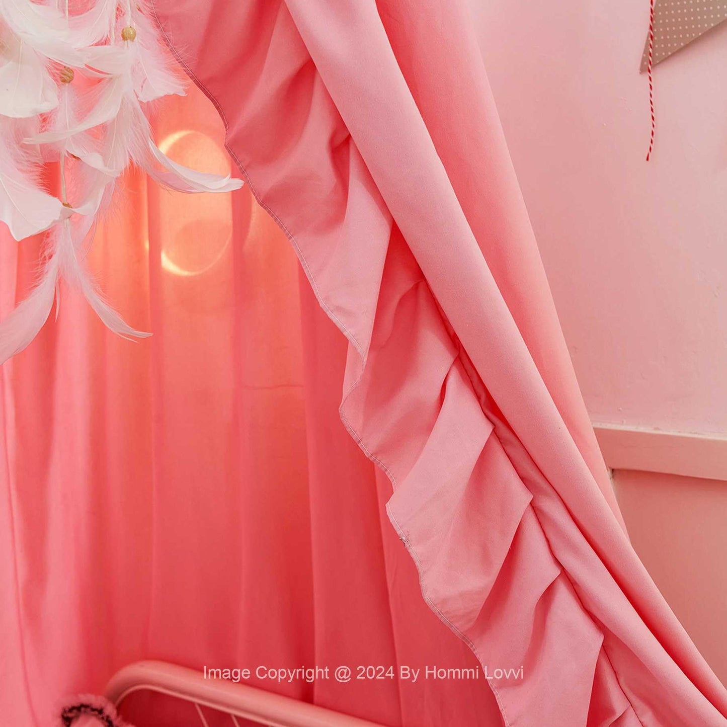 Hommi Lovvi Kids Bed Canopy, Dreamy Frills Canopy for Girls Bedroom Soft Ceiling Hanging Decoration Princess Canopy Net Reading Nook, Extra Large Full Size Bed Canopies with Light - Pink