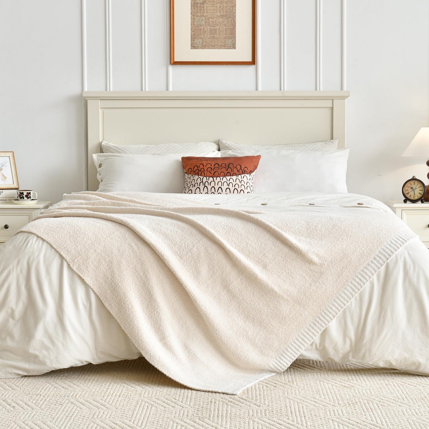 Chunky Knit Boucle Throw Blanket, Soft Washable Coastal Blanket for Bed Couch, Lightweight Cozy Oversized Feather Knit Blanket Indoor Outdoor for Sofa (Ivory White, Throw 50"x60")