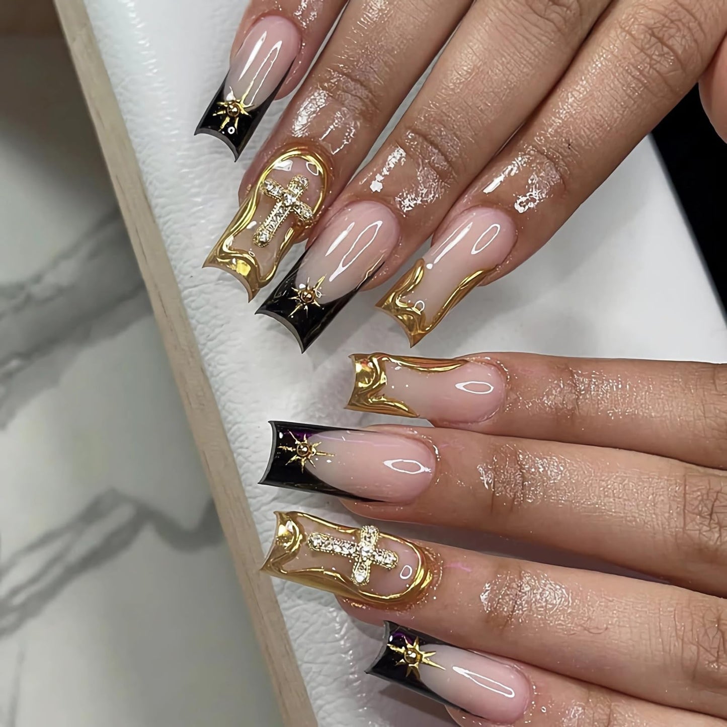 MERVF Press on Nails Long Square, Black Gold French Tip Fake Nails Glue ons with 3D Charms Acrylic Nail Star Design Glossy 24pcs