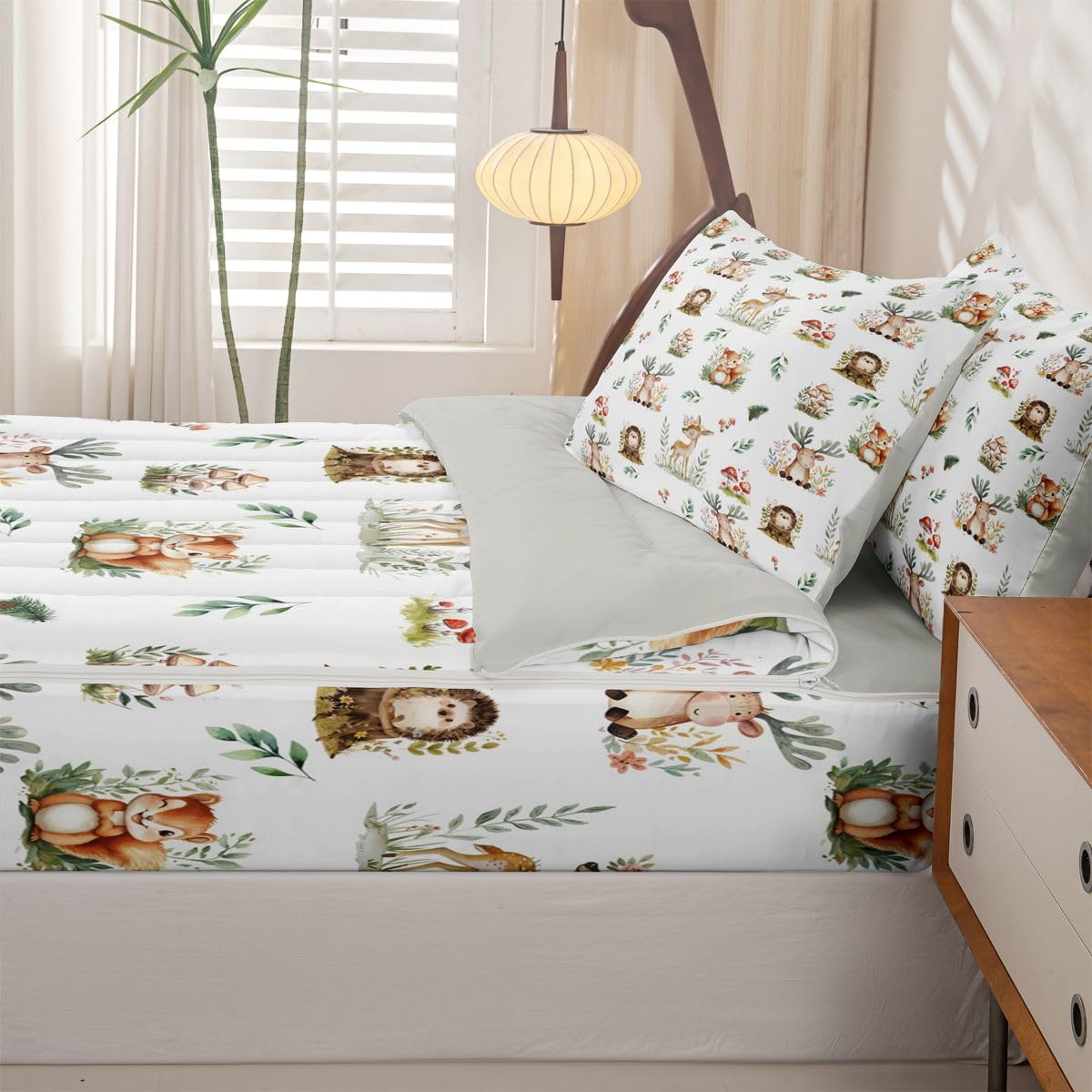 Erosebridal Woodland Animal Kids Zippered Comforter Set Kawaii Deer Hedgehog Squirrel Zipper Bedding Set Twin Size Cartoon Animals Bed in a Bag Cute Mushroom Pine Cones Leaves Comforter with Sheets