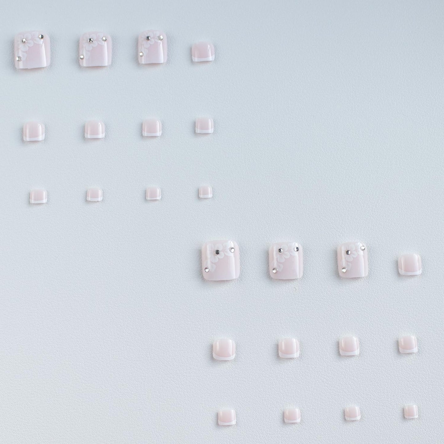 French Tip Press On Toenails, 24 Pcs Short Square Toe Press On Nails with Rhinestone Flower Design, Solid Pink Gradient Full Cover Fake Toenails Glue On Toe Nails Kit for Women-Gradient French Flower
