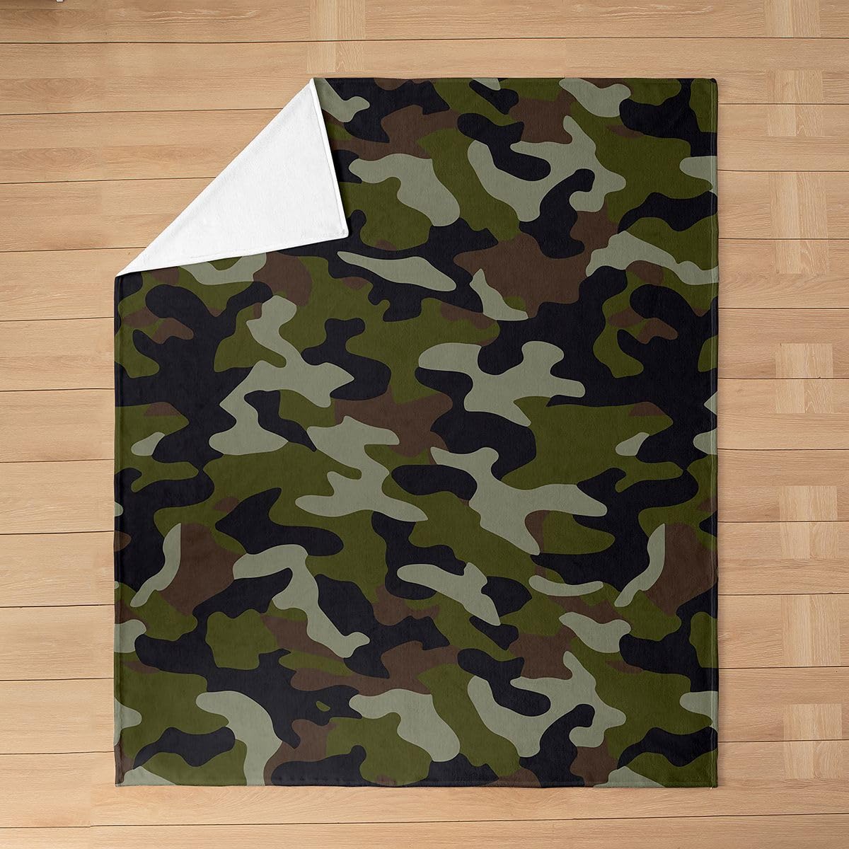 jejeloiu Camo Flannel Fleece Throw Blanket Farmhouse Twin 60"x80" Woods Camouflage Fleece Throw Blanket for Kids Women Men Hunting for Bed Couch Chair Living Room Dark Green Bedroom Decor