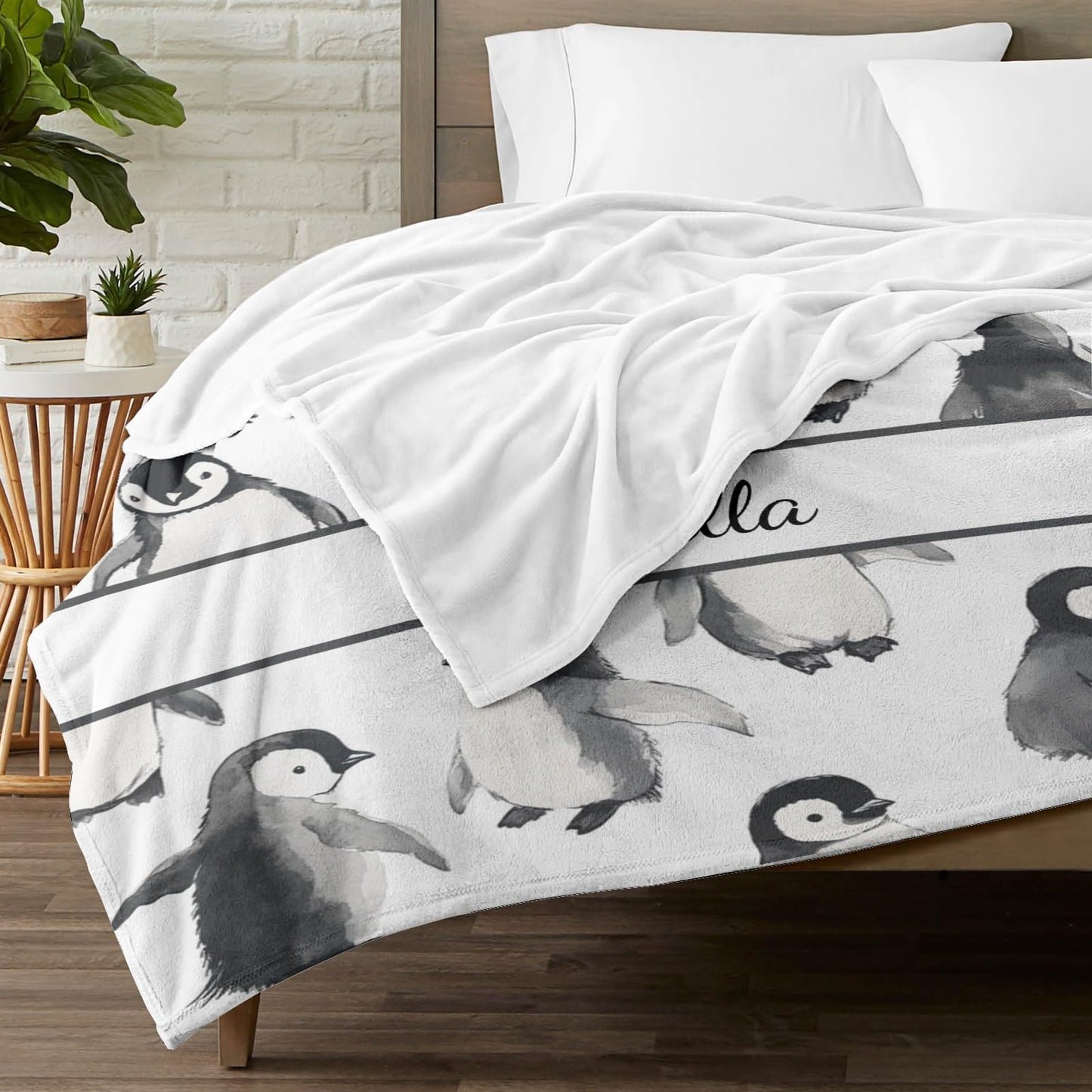 Personalized Penguin Throw Blanket, Custom Name Soft Flannel Blanket Gift for Him Mom Dad, Warm Cozy for Couch Sofa Bed Living Room