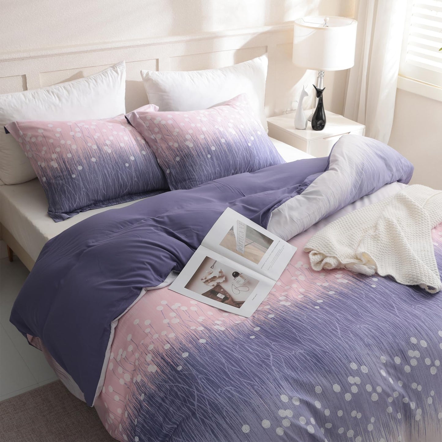 LONAVA Queen Patchwork 3 Pcs Duvet Cover Set, Breathable Soft Microfiber Purple Lining Comforter Cover with Zipper Closure, and 2 Anti-Pilling, Fade Resistant Pillowcases, Purple Blossom