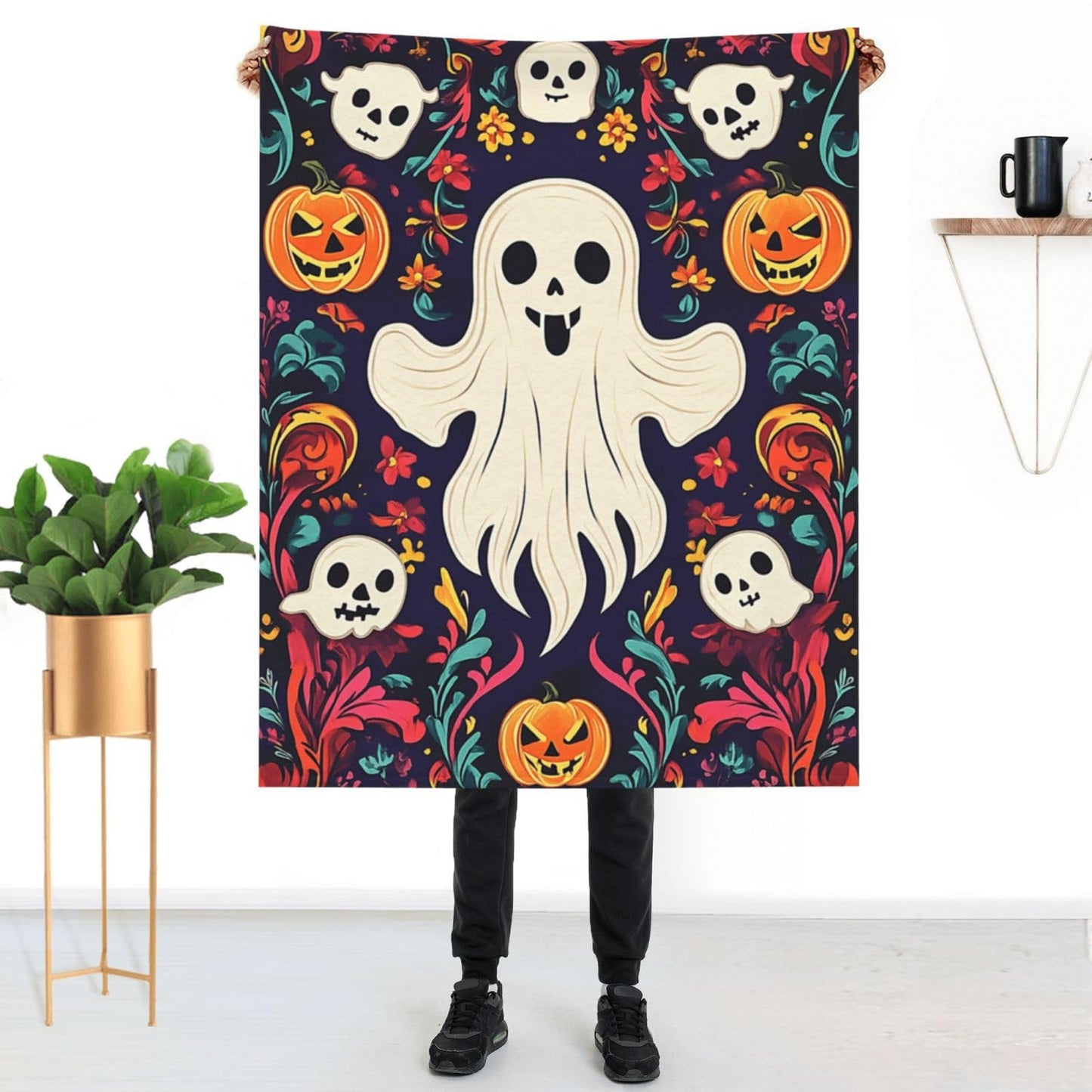 CDSASHCA Spooky Ghosts Flannel Blanket,Cute Design with Floating Phantom Print,Ultra-Soft Fleece for Festival Party Cozy Vibes，Suitable for Sofa,Bed and Office Decoration，Gifts for Friends 40x50 Inch