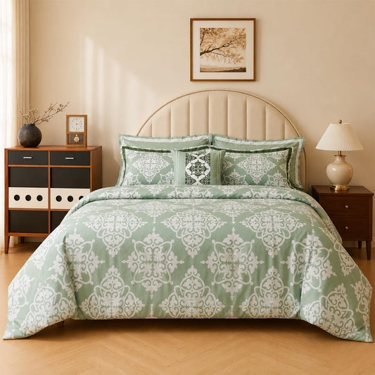 Fluffy Microfiber Comforter Set Queen / King – Soft Lightweight All Season Bedding, Plush Cozy Bedspread with Decorative Pillow Shams, Modern Home Bedroom Design (Queen (90x90), Green Checkered)
