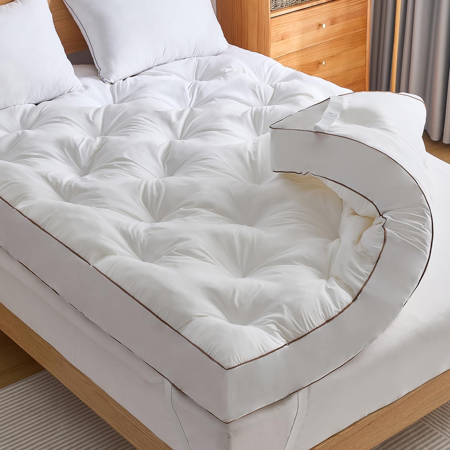 WhatsBedding 4 Inch Memory Foam Mattress Topper Full for Back Pain Relief, Filled with Breathable Gel Memory Foam, Fluffy Comfort Supportive Pillow Top Mattress Topper, 75x54x4in