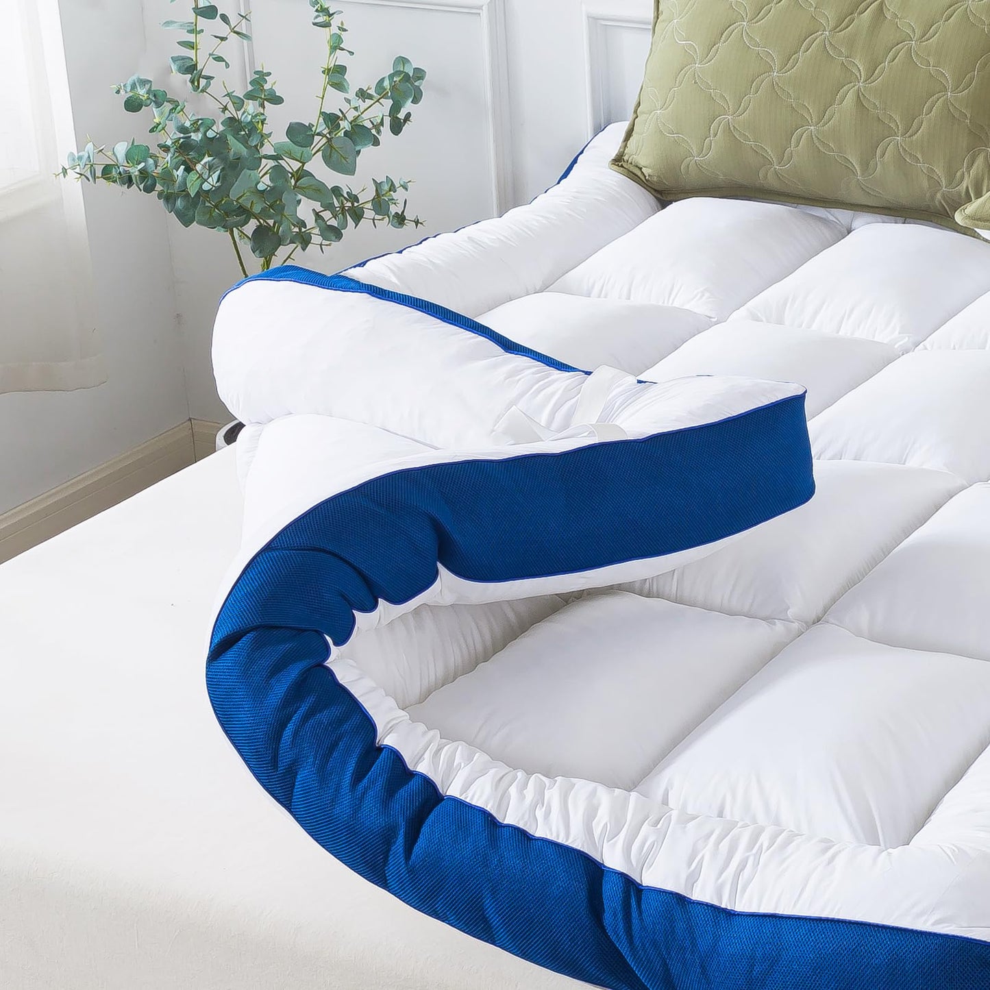 WhatsBedding 5 Inch Twin Mattress Topper for Back Pain Relief, Filled with Breathable & Soft Memory Foam Pillow Top,4 Elastic Straps