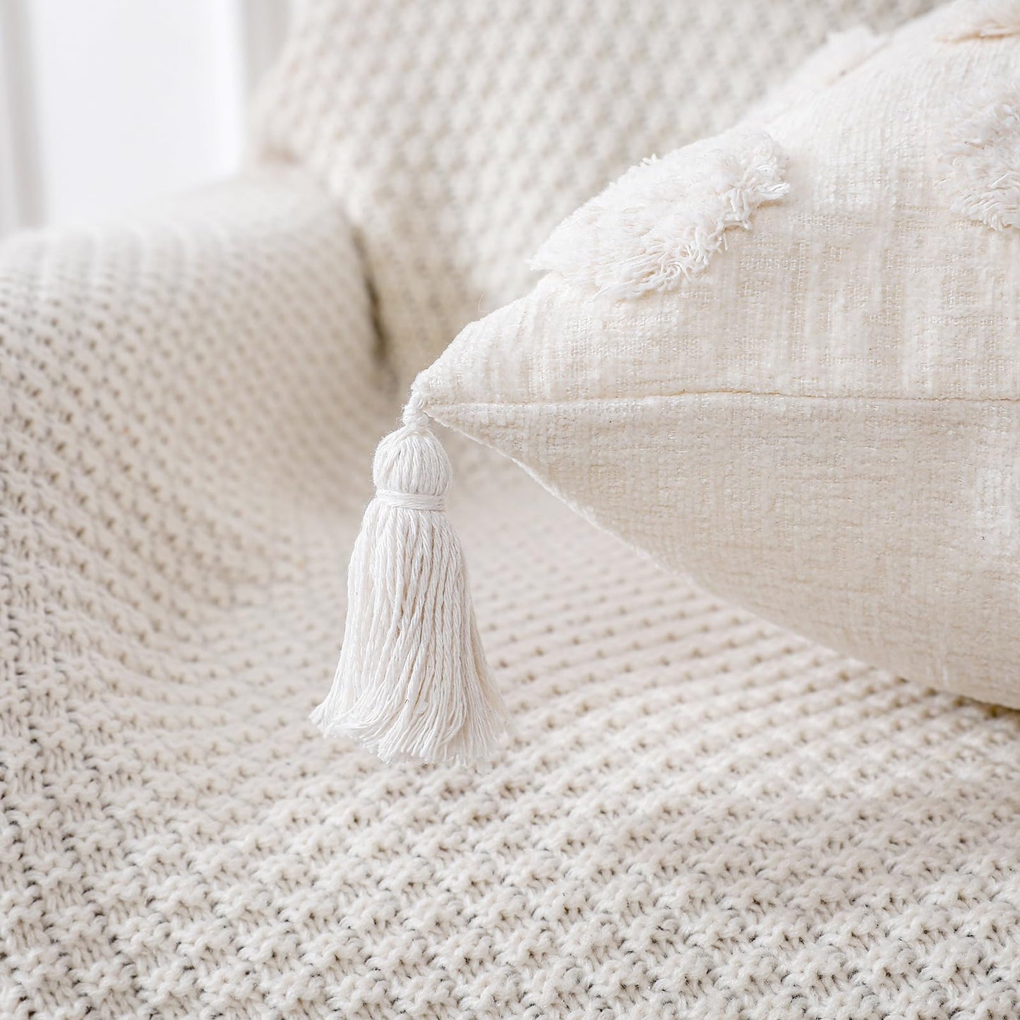 PANOD Super Soft Farmhouse Decorative Plush Throw Pillow Covers 12 x 20 White,Solid Pom pom Tufted with Tassels Modern Accent Boho Lumbar Cushion Cover Pillow Case for Couch Sofa