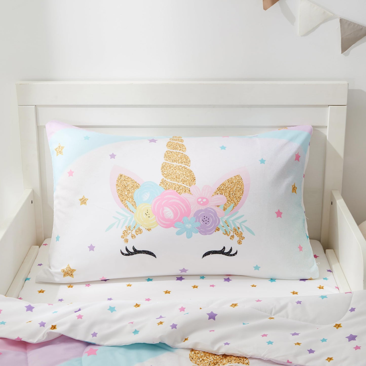 PINNKKU 4-Piece Toddler Bedding Set, Includes 1 Flat Sheet, 1 Fitted Sheet, 1 Comforter and 1 Reversible Pillowcase, Standard Toddler Comforter & Sheet Set, Ultra Soft Toddler Bed Set, Unicorn