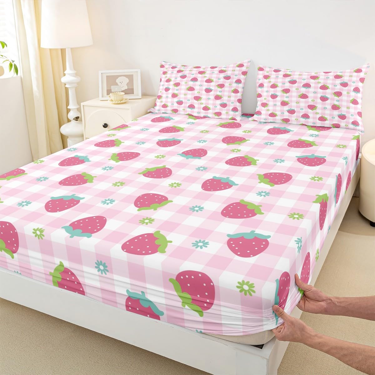 Girls Strawberry Bed Sheet Set Twin Kids Pink Buffalo Check Bedding Set Cute Strawberries Fruit Fitted Sheet Kawaii Room Decor Soft Geometric Grid Plaid Bed Cover with 1 Pillow Case, No Flat Sheet