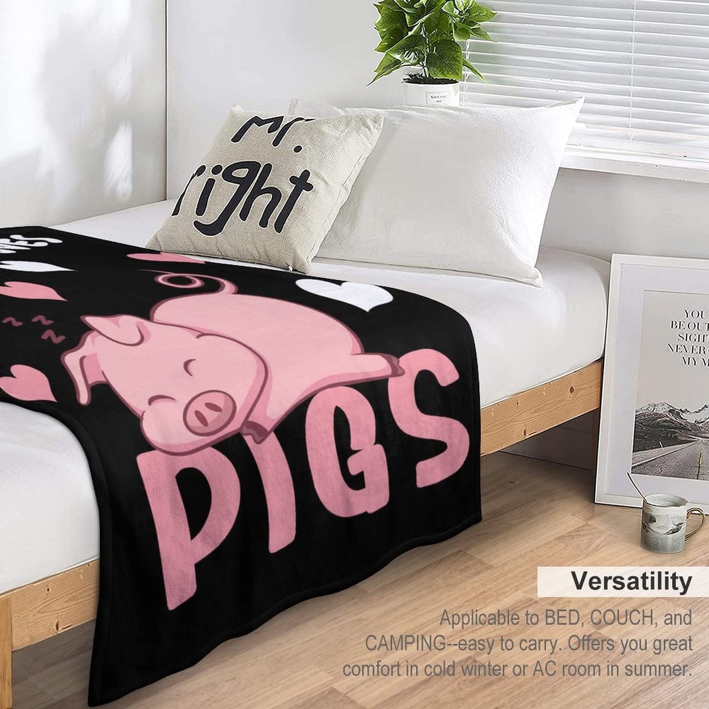 Pig Blanket Gifts, 30"x40" Flannel Fleece Throw Blanket Soft for Girls Boys Adults, Lightweight, Comfortable, Warm Cute Pig Themed Blanket for Bed Couch