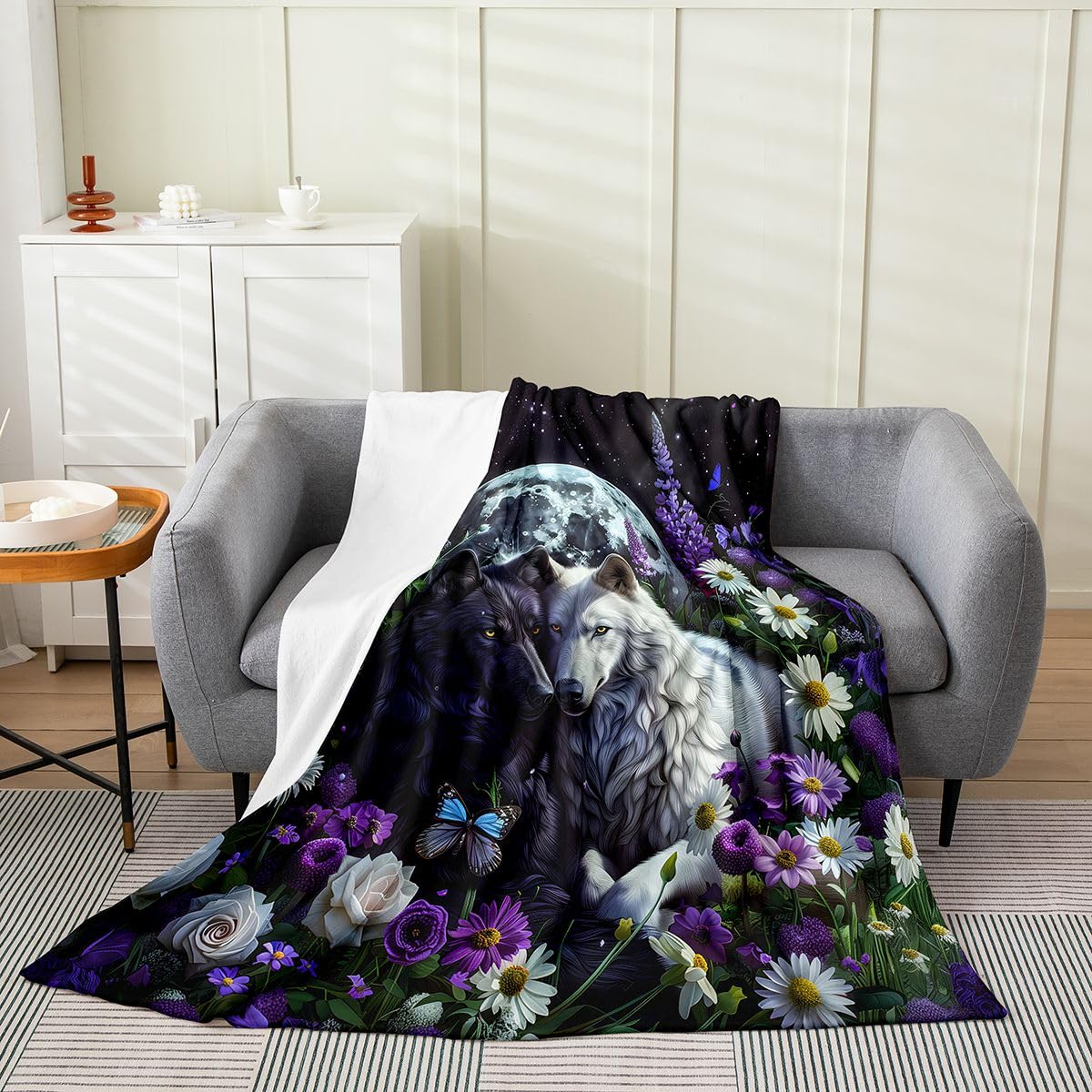 Feelyou Wolf Fleece Throw Blanket Halloween Themed Flannel Blanket Plush Fuzzy Trick or Treat for Bed Couch Chair Living Room Wolves Howling 40"x50" Purple Black and White Bedroom Decor