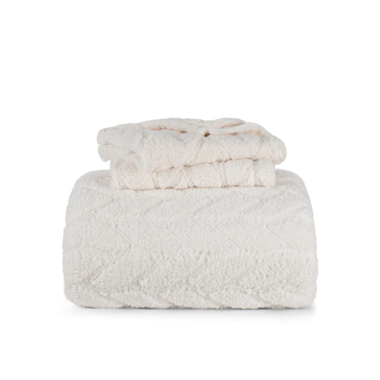 Berkshire Sherpa & Velvetloft Comforter Set Full/Queen, Luxuriously Warm Fleece Reversible Microfiber Plush Bedding Set with 1 Comforter(90"x90") and 2 Pillow Shams(24"x30"), Sour Cream