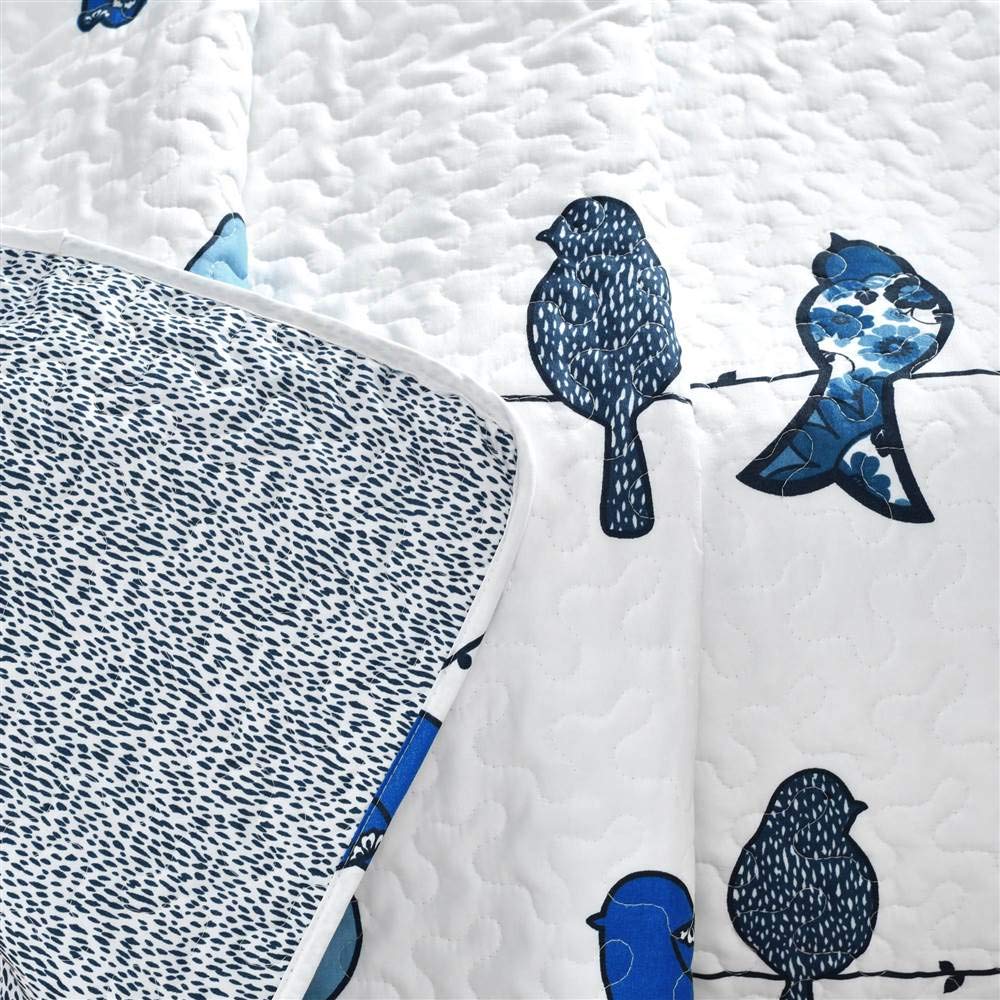 Lush Decor Rowley Birds Reversible Throw Blanket, 50" W x 60" L, Navy - Throw Blankets for Bed - Couch Blanket - Farmhouse Throw Blanket for Couch