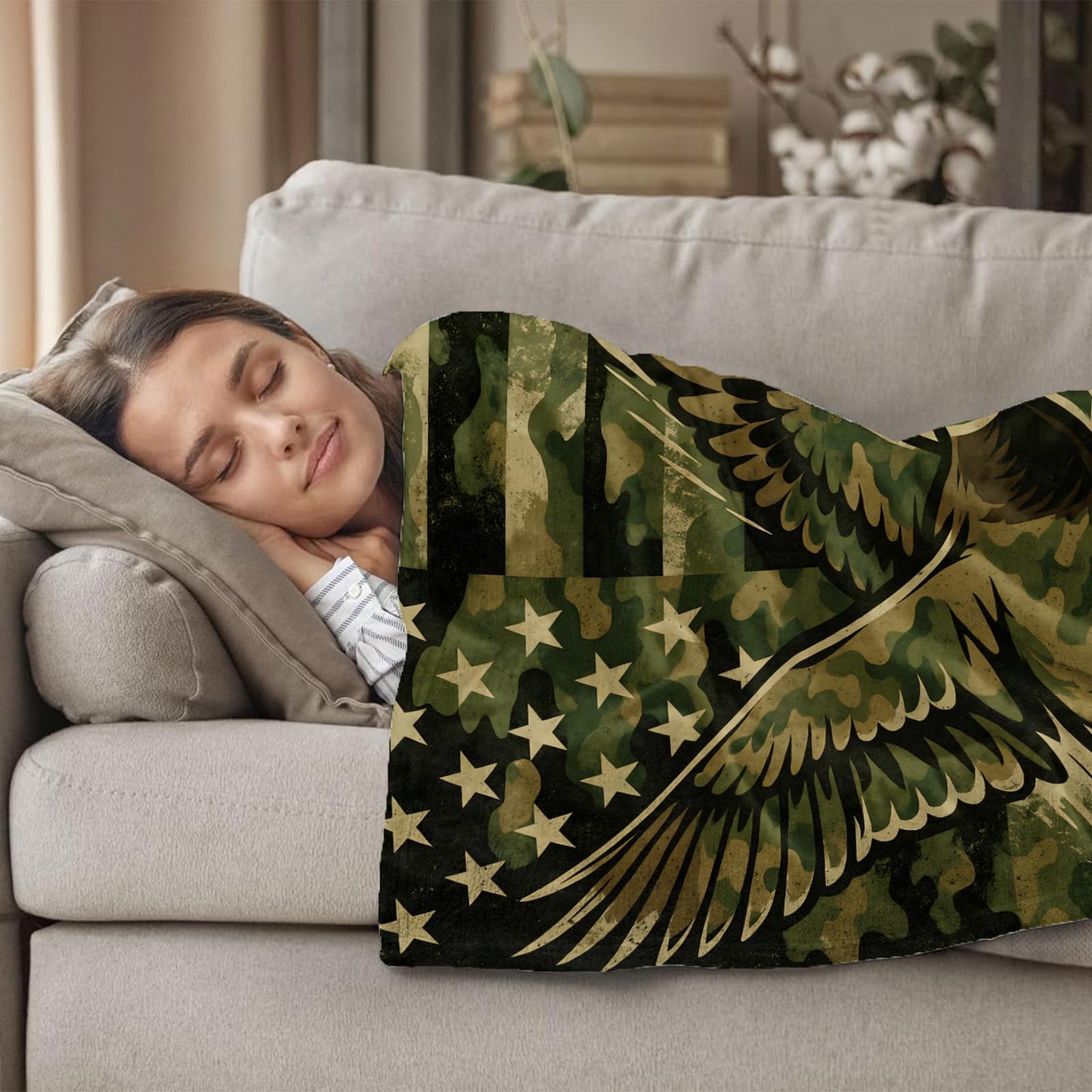 Camo Duck American Flag Fleece Blanket for Boys Girls Kids, Cozy Soft Patriotic Hunting Theme Blankets Gifts for Women, Adults, for Bedroom, Travel, Camping, Sofa, Room Decor 50x60 in