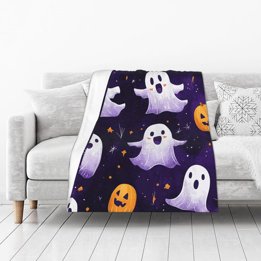 CDSASHCA Spooky Cute Flannel Blanket,Soft Fleece Throw with Smiling Ghosts Motif,Lightweight & Warm,Ideal for Fall Snuggles Or Festive Presents,Vibrant Design,Gifts for Friedns and Family 40x50 Inch