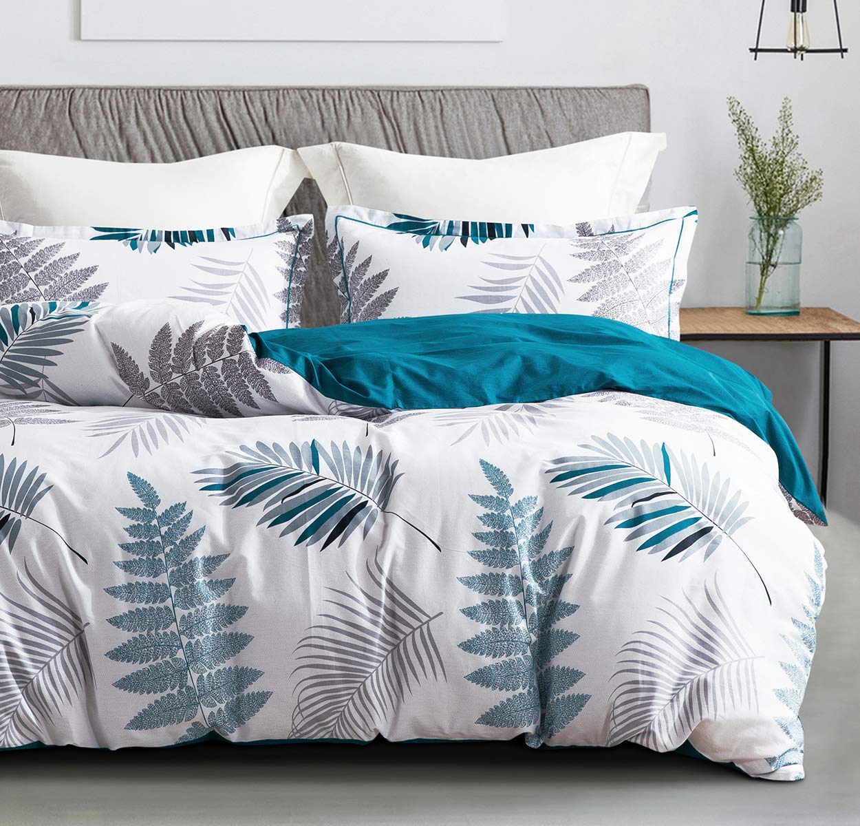 SLEEPBELLA Comforter Queen Size, 600 Thread Count Cotton Blue Floral with Khaki & Grey Leaves Pattern White Reversible Comforter Set,Down Alternative Bedding Set 3Pcs(Queen, Blue Botanical)