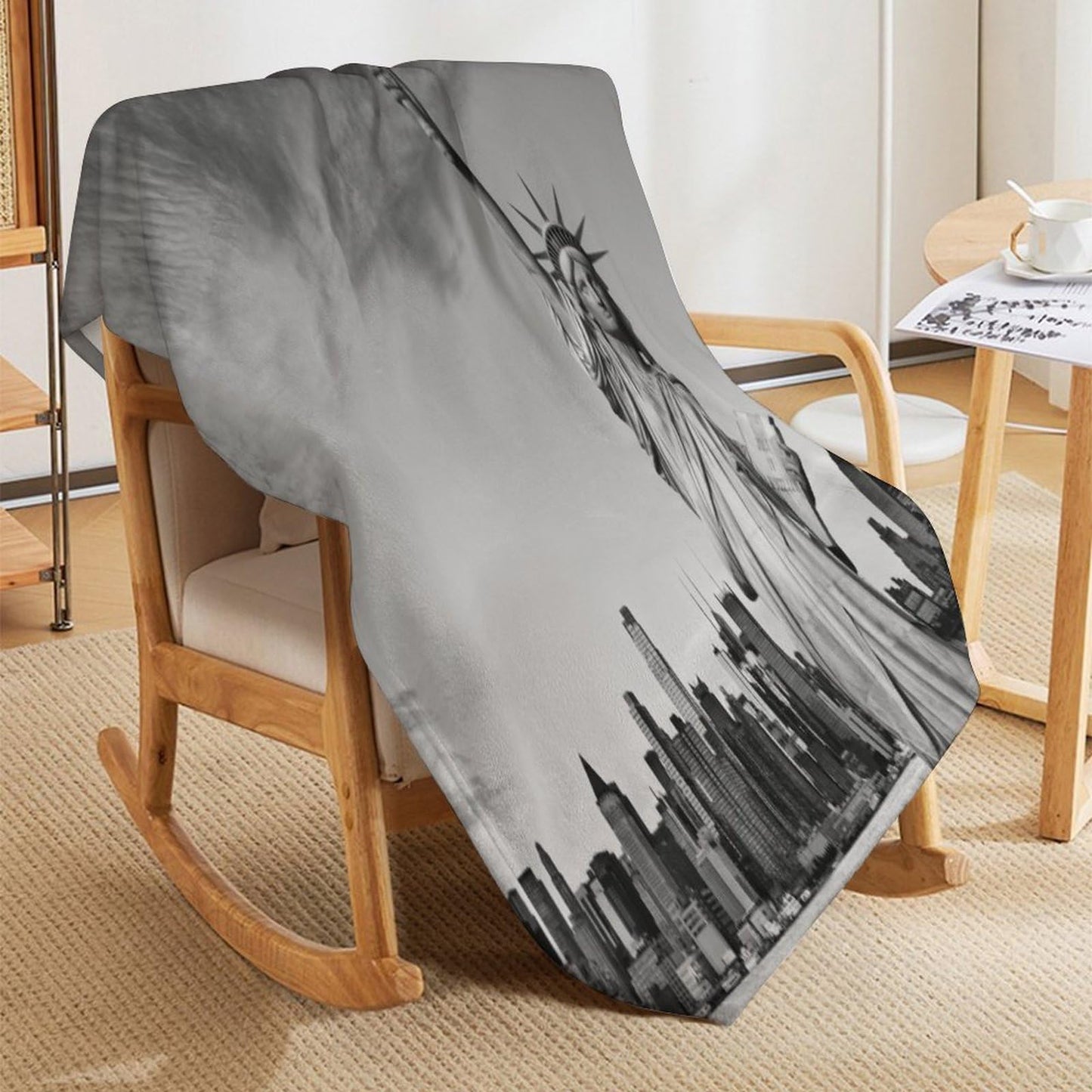 Cityscape Throw Blanket,New York Skyscraper Pattern Soft Cozy Warm Flannel Blankets for Sofa Couch Bed Gifts for Lover Kids Boys Grils Women Adults 30x40 Inch