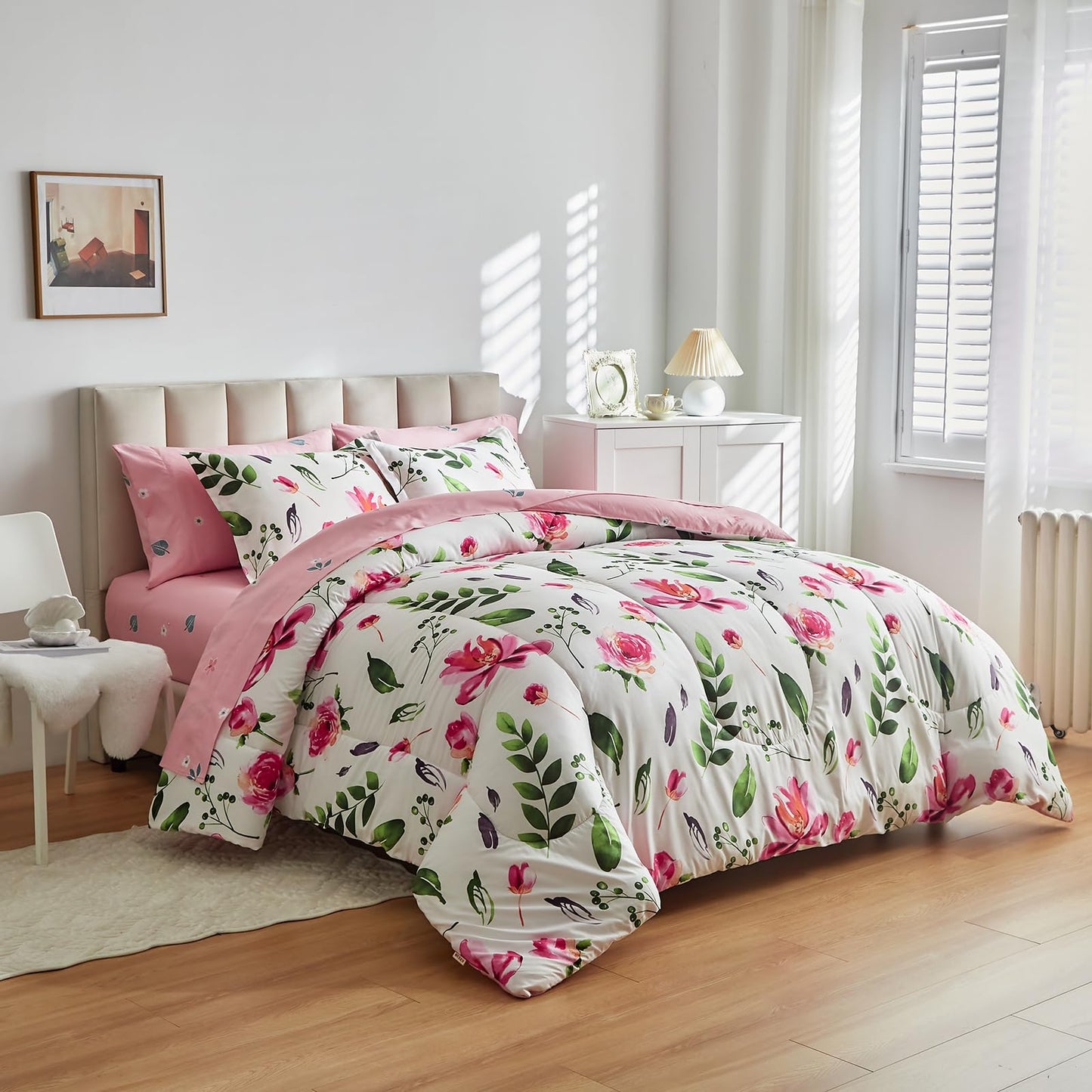 Floral Comforter Sheet Set 7 Pieces Bed in a Bag Queen Size White with Green Leaves Pink Flowers Reversible Bedding Set (1 Comforter 2 Pillow Shams 1 Flat Sheet 1 Fitted Sheet 2 Pillowcases)