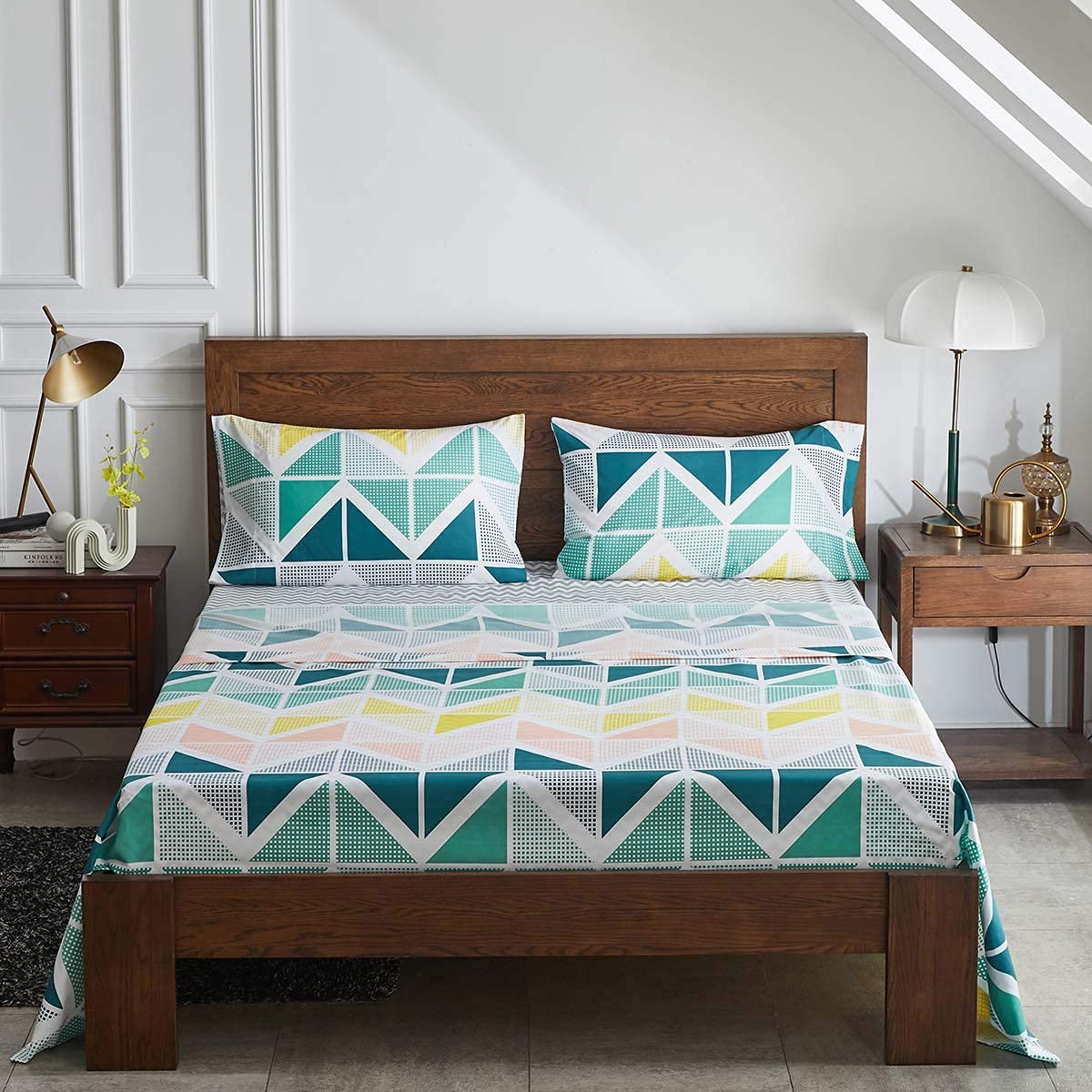 UOZZI BEDDING Bed in a Bag 7 Pieces Queen Size Yellow Green Triangles Print - Soft Microfiber Reversible Bed Comforter Set (1 Comforter 2 Pillow Shams 1 Flat Sheet 1 Fitted Sheet 2 Pillowcases)