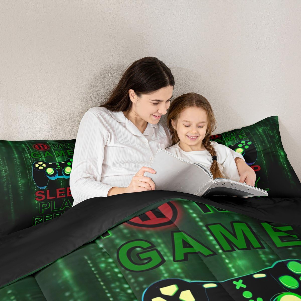 jejeloiu Gamer Comforter Set Twin Size Gaming Bedding Set for Kids Boys Girls Video Game Duvet Quilt Game Room Decor Bedroom Decor Microfiber 2 Pcs with 1 Pillow Cases