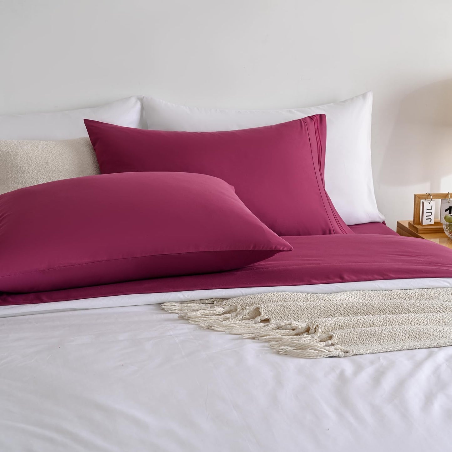 Yibeizi Fuchsia King Sheet Set,Soft Microfiber Cooling Bed Sheets,4 Pieces Deep Pocket Fitted Bedsheet Flat Sheet & Pillowcases