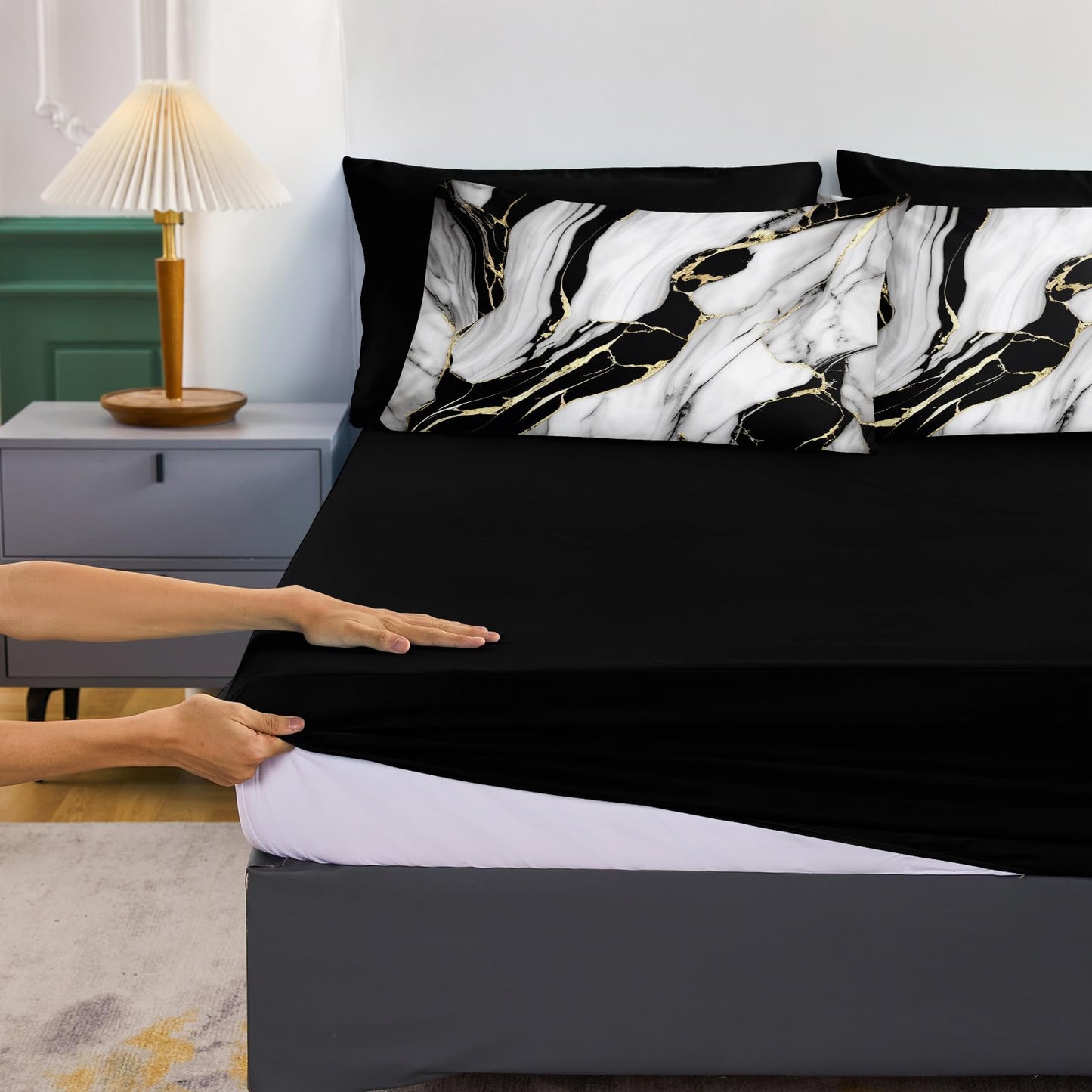 Bedbay Marble Bedding Queen Size Black and Gold Comforter Set 8 Pcs Queen Bed in a Bag Gold Metallic Marble Print Luxury Bedding 1 Comforter 4 Pillowcases 1 Flat Sheet 1 Fitted Sheet 1 Cushion Cover