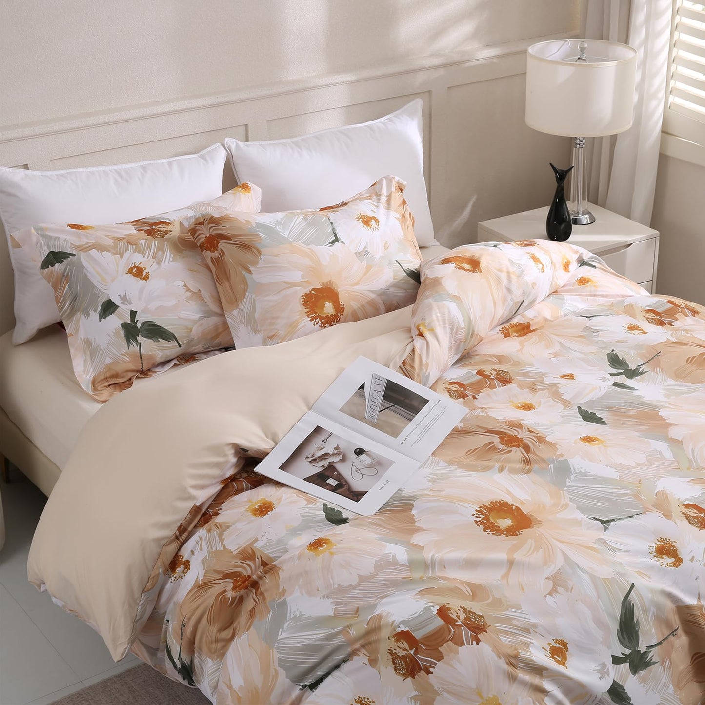LONAVA Queen Flower 3 Pcs Duvet Cover Set, Breathable Soft Microfiber Biege Lining Comforter Cover with Zipper Closure, and 2 Anti-Pilling, Fade Resistant Pillowcases, Golden Flower