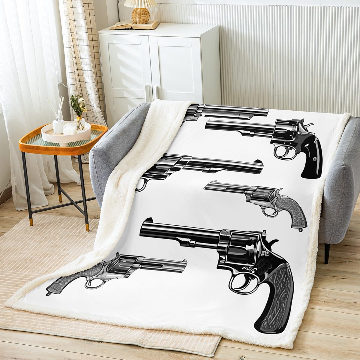 Feelyou Men Pistol Printed Fleece Blanket - Retro Guns Pattern Sherpa Throw for Sofa Couch - Adult Peacemaker Design Fuzzy Mechanical Gun Warm Plush Room Decor - 50"x60"