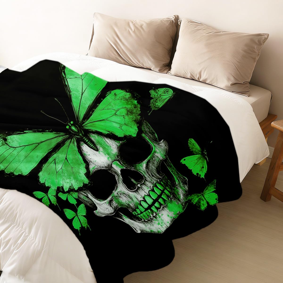 HUNXIAOJ Skull Butterfly Blanket Gifts Green Gothic Decor Butterfly Skeleton Throw Blanket Soft Flannel Skull Bedding for Couch Bed Living Room Home Halloween Decor 49"x59"