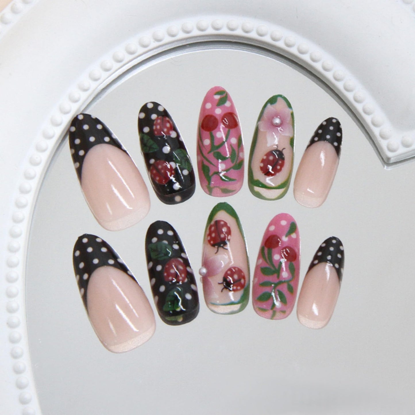 octoswave Press on Nails Medium Almond Fake Nails French Artificial Nail Black and White Dot Pattern Stick on Nail for Women 30pcs