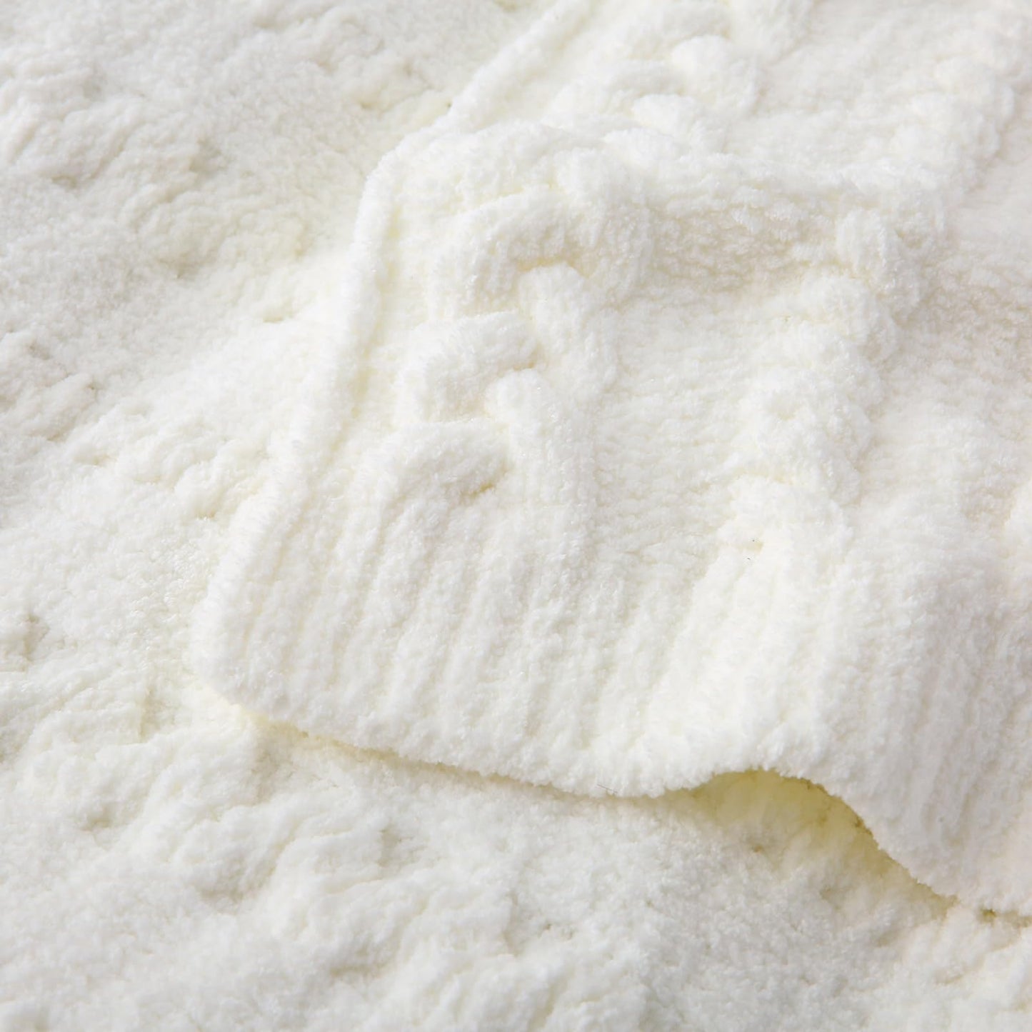 FULFCLVR Cable Knit Throw Blanket 50x60 Inches - Chunky Knit Chenille Blanket for Couch, Bed | Warm & Cozy Winter Blanket for Living Room, Farmhouse Home Decor | Off White