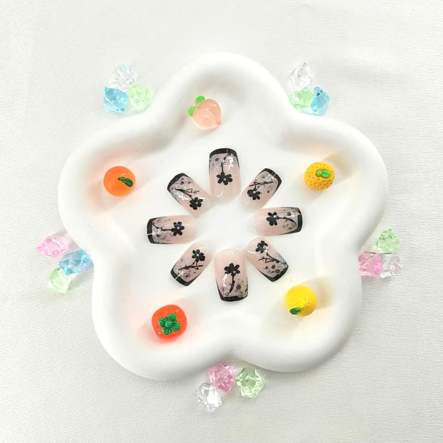 Medium Press on Nails Square Black French Tip Nails Press ons with Silver Glitter Design Black Flower Glue on Nails Acrylic Full Cover Fake Nails Glossy Artificial False Nails for Women 24Pcs