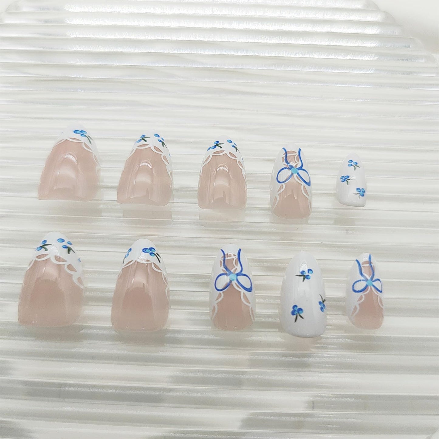 French Tip Press on Nails Short Almond Fake Nails Blue White Stick on Nail Flower Lace Glossy Reusable Full Cover with Adhesive Glue Artificial Nail Women Manicure 24Pcs