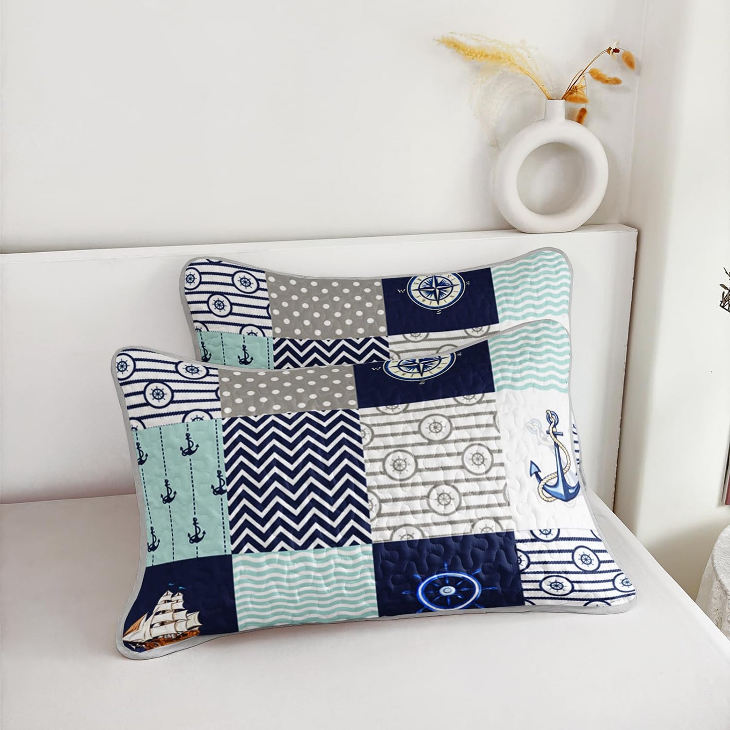 HOSIMA Nautical Quilts Queen Size,Plaid Patchwork Ocean Themed Bedding Sailboat and Anchor Print Coastal Bedding for Bedroom Nautical Decor,Navy Blue with 2 Pillowcases.