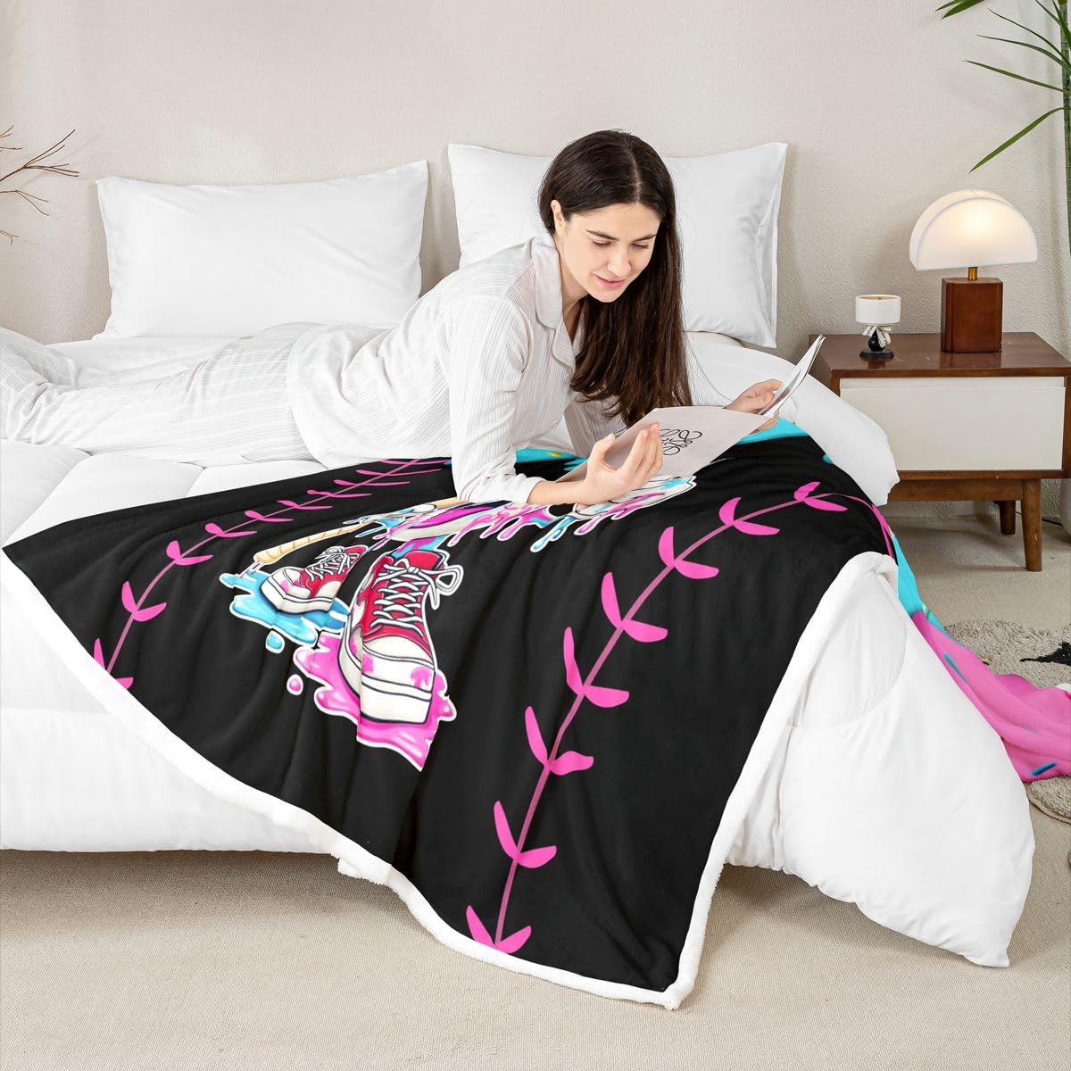 jejeloiu Ice Cream Baseball Fleece Throw Blanket Sweet Sport Hybrid Sherpa Blanket for Kids Women Men Plush Fuzzy Dessert 40"x50" Pink Blue for Bed Couch Chair Living Room Bedroom Decor