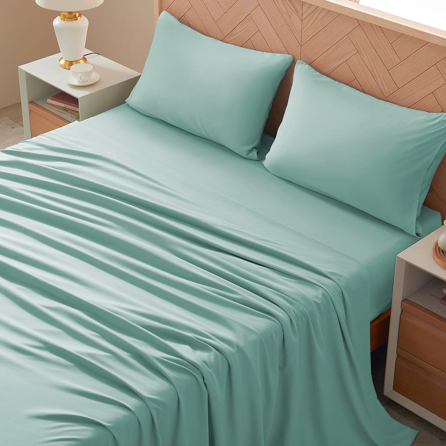 USXIBEI Queen Size 4 Piece Sheet Set - Comfy Breathable & Cooling Bed Sheets Set, Soft and Wrinkle Free, Deep Pockets, Easy & Secure Fit, Hotel Luxury Bedding - Oeko-Tex - Spa Blue